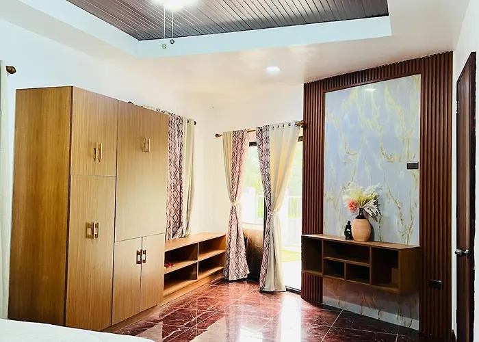 4 Bedroom 3 T And B House Near Srp And Starmall With 2 Parking Space *