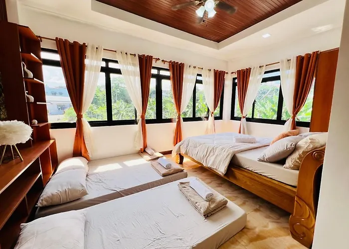 4 Bedroom 3 T And B House Near Srp And Starmall With 2 Parking Space Villa *