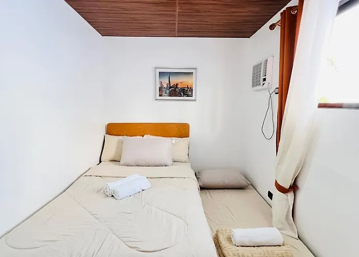 4 Bedroom 3 T And B House Near Srp And Starmall With 2 Parking Space * Talisay (Cebu)