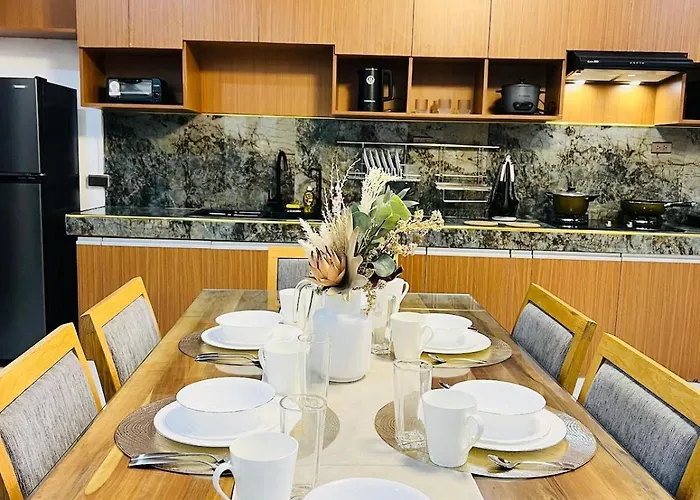 4 Bedroom 3 T And B House Near Srp And Starmall With 2 Parking Space Villa Talisay (Cebu)