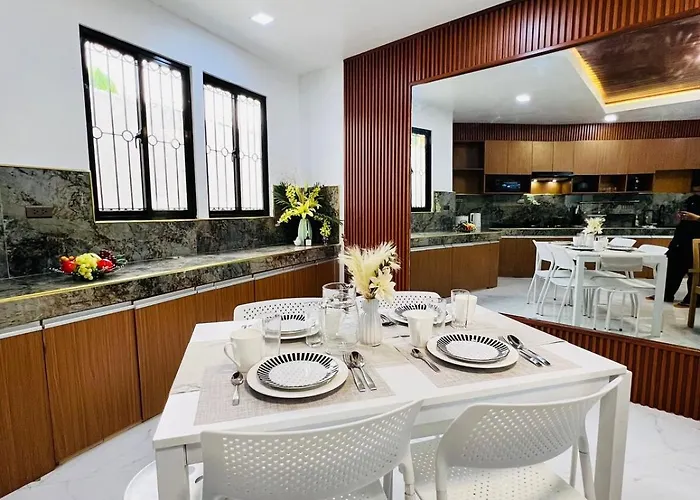 4 Bedroom 3 T And B House Near Srp And Starmall With 2 Parking Space Talisay (Cebu)