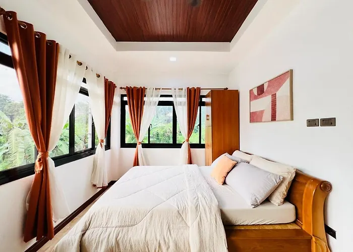 Villa 4 Bedroom 3 T And B House Near Srp And Starmall With 2 Parking Space *